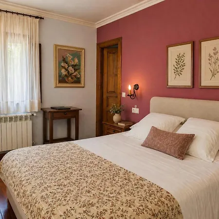 El Hoyal Hotel